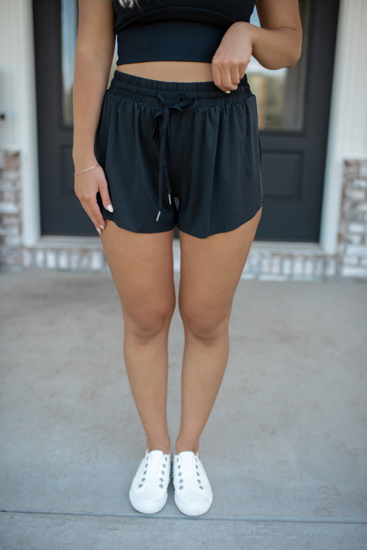 Pushin' Forward Shorts (Black)