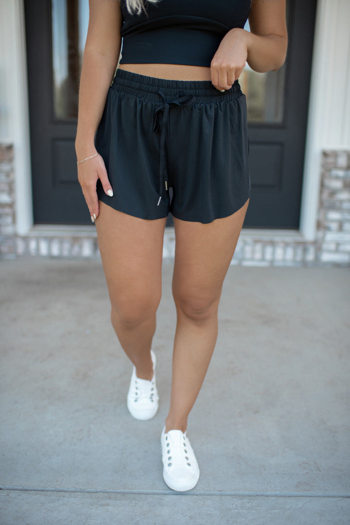 Pushin' Forward Shorts (Black)