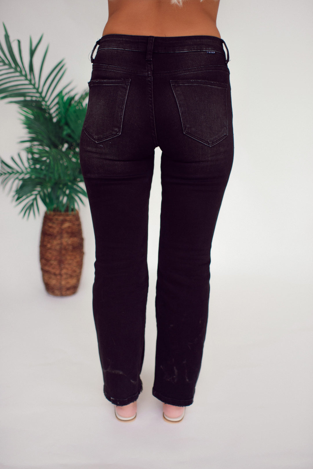 Risen Camryn High Rise Relaxed Straight Jeans (Black)