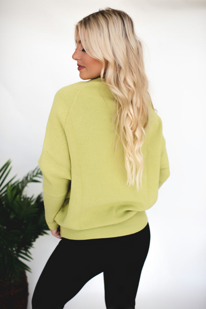 Loose Fit Turtleneck Sweater (Avocado)