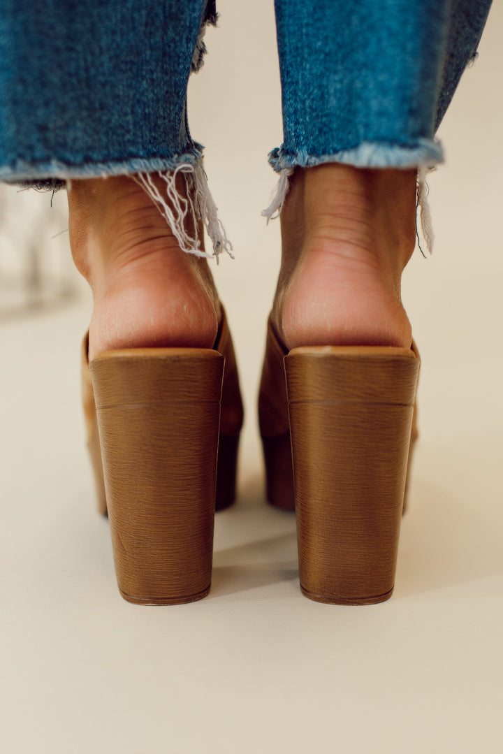 Rosemary Beach Wedge Sandals (Natural Tan)