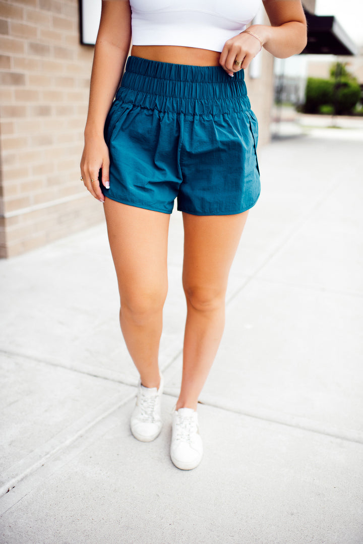 High Smocked Shorts 2.75 (Teal)