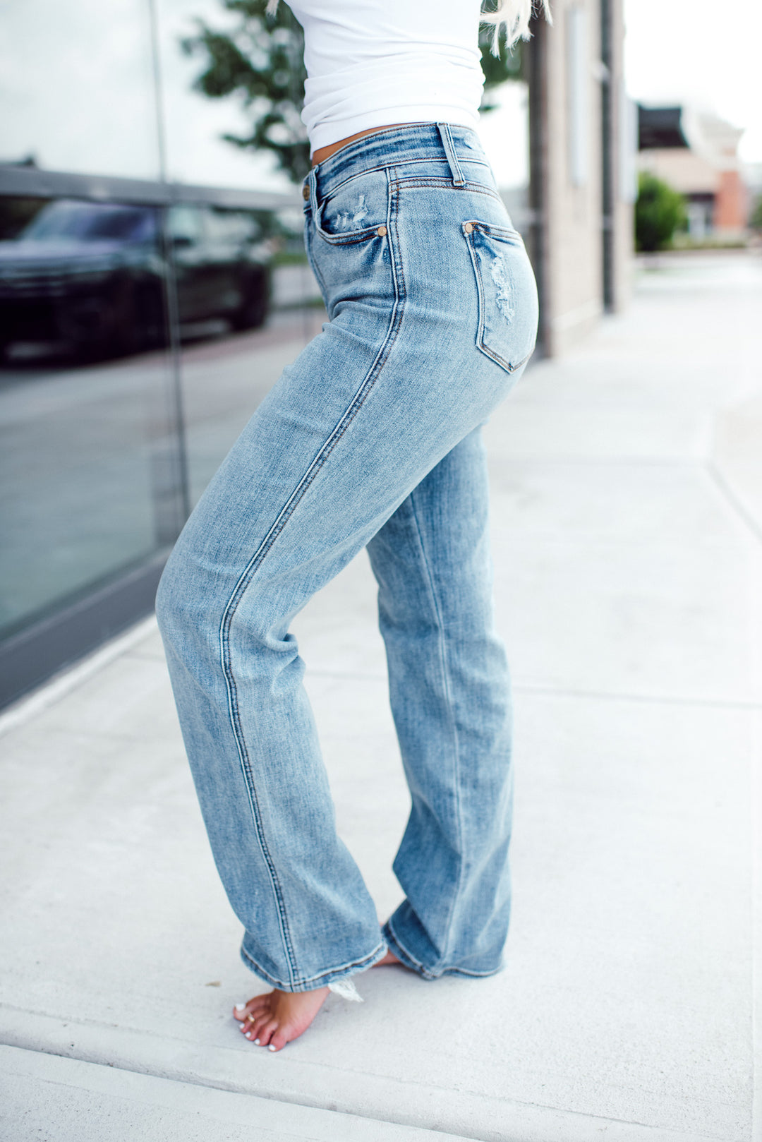 Quinn Mid Rise Cell Phone Pocket Dad Jeans