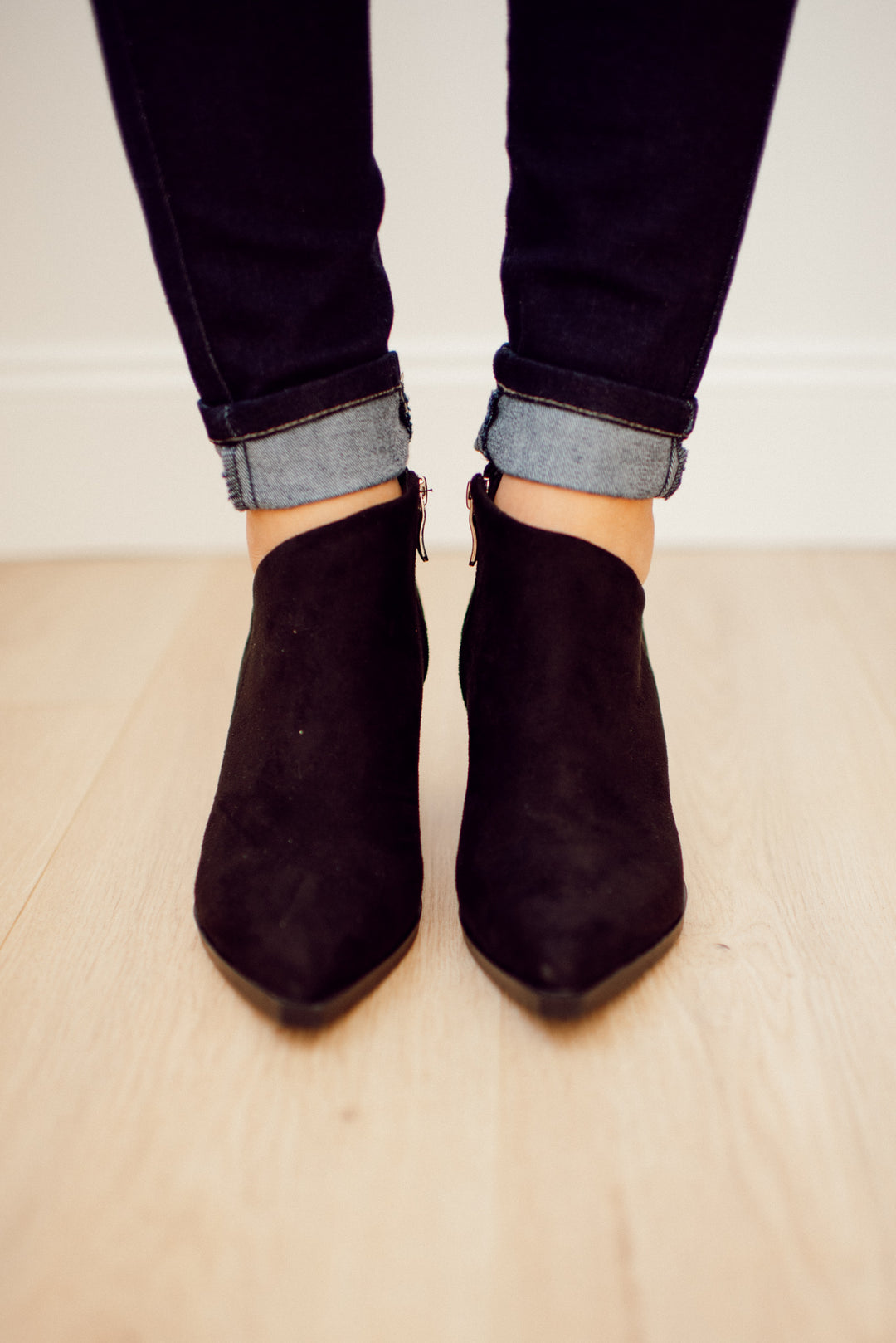 Scarlett Ankle Booties (Black)