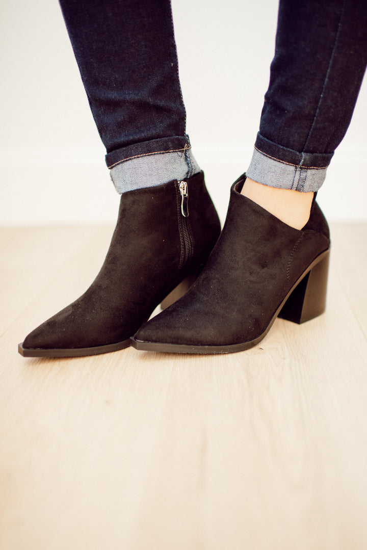 Scarlett Ankle Booties (Black)