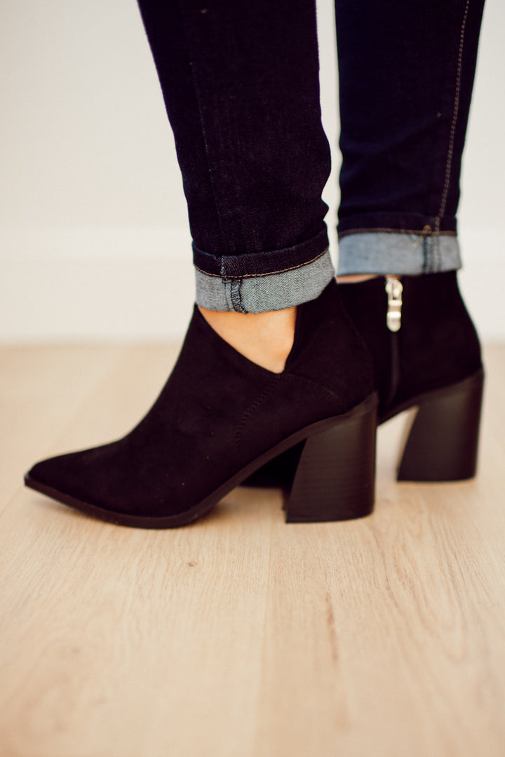 Scarlett Ankle Booties (Black)