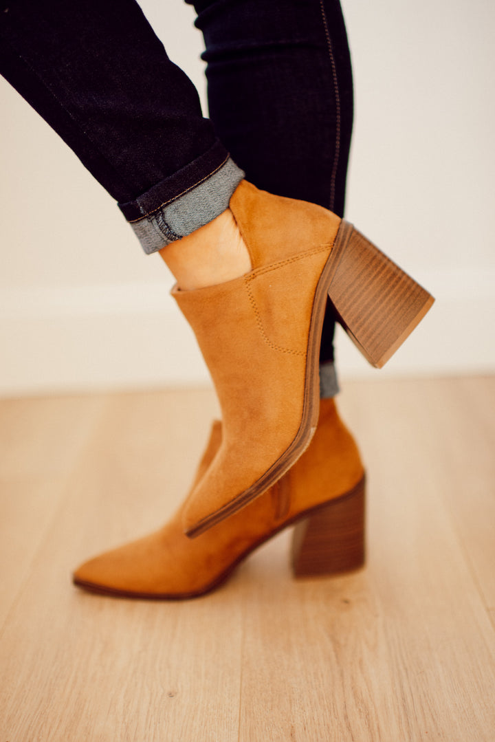 Scarlett Ankle Booties (Tan)