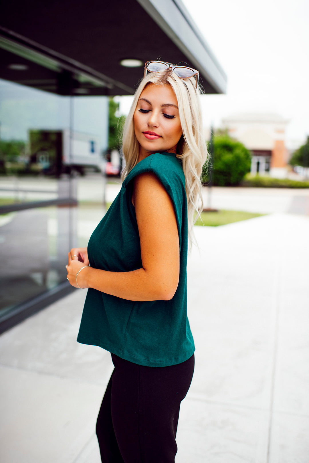 The London Muscle Tee (Emerald)