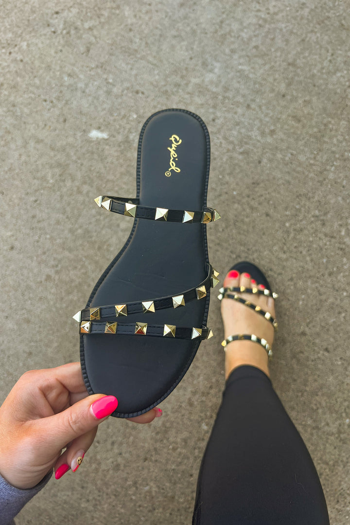 Desmond Studded Sandals (Black)