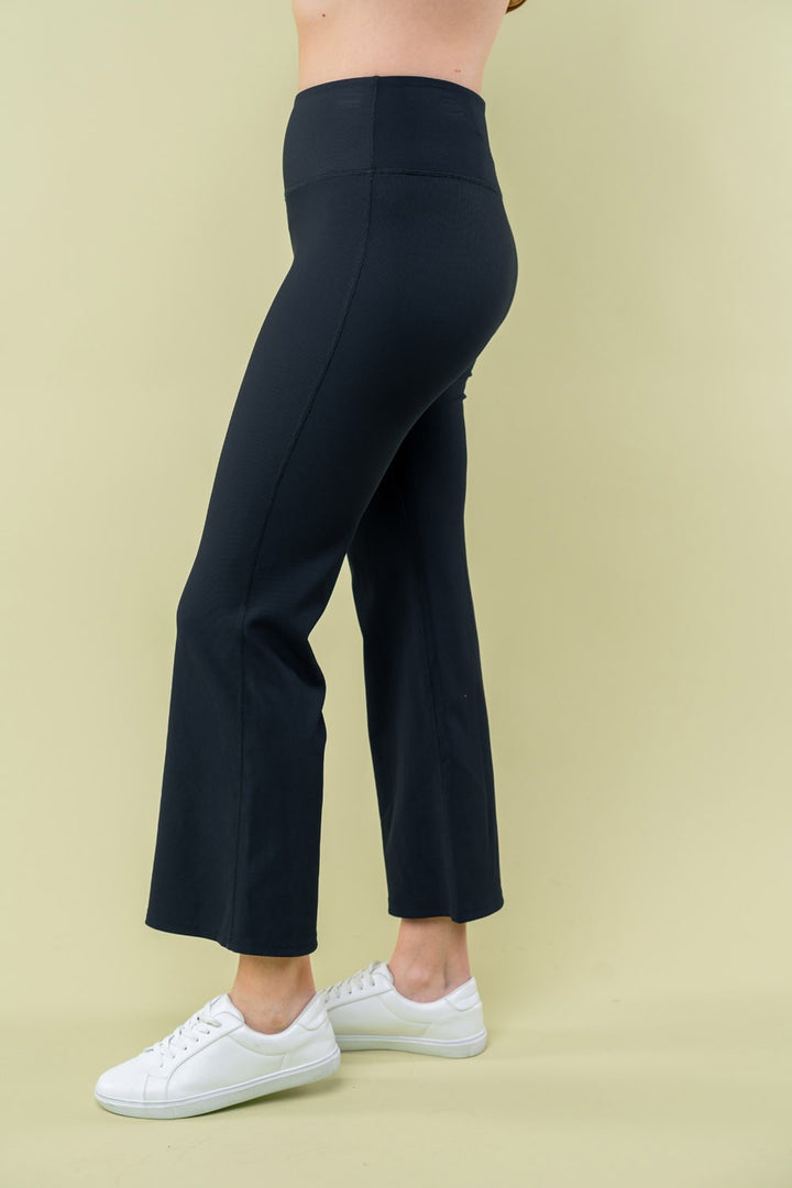 Vitality Ribbed Pants (Black)