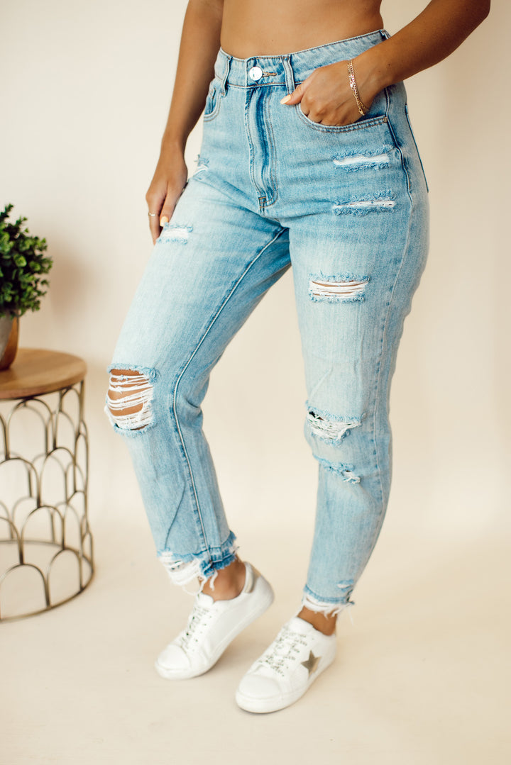 Sami Girlfriend Jeans (Medium Wash)