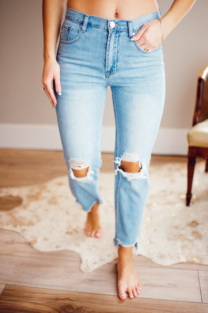 NYC Straight Crop Jeans (Light)