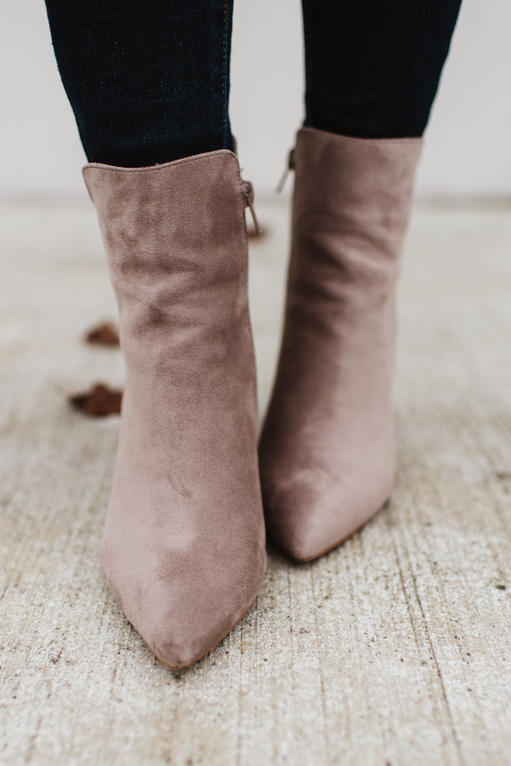 Vivienne Booties (Taupe)